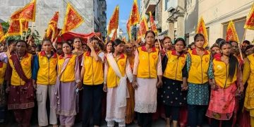 बिरगंजमा निकालियो गहवामाइको १५१ मिटर को चुनरि यात्रा