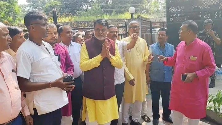 मुख्यमन्त्री सोनलसहित महेश यादव र कनिश पटेलले लिए बिना विभागीय मन्त्रीको शपथ