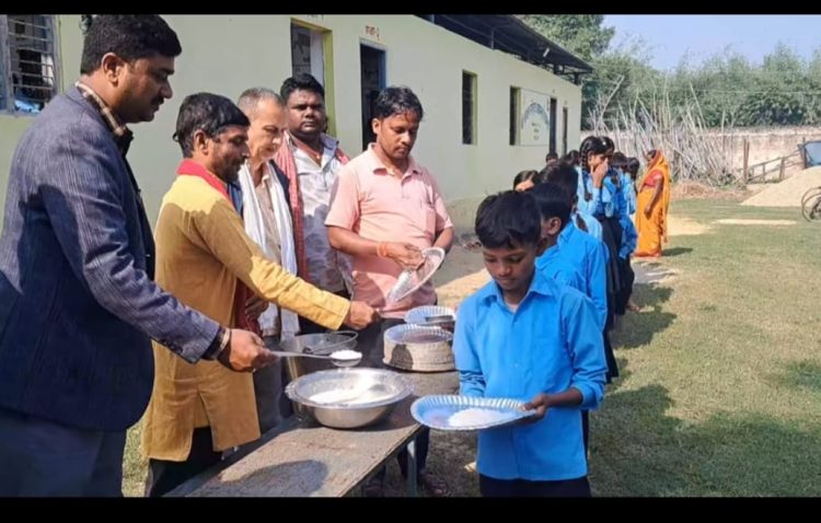 बरैनियामा श्री नेपाल राष्ट्रिय आधारभूत विद्यालयमा विद्यार्थीहरूका लागि खाजा कार्यक्रम सुरु