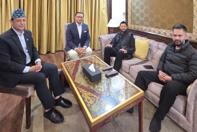 १३ गते बालेन प्रधानमन्त्रीको शपथ लिदै