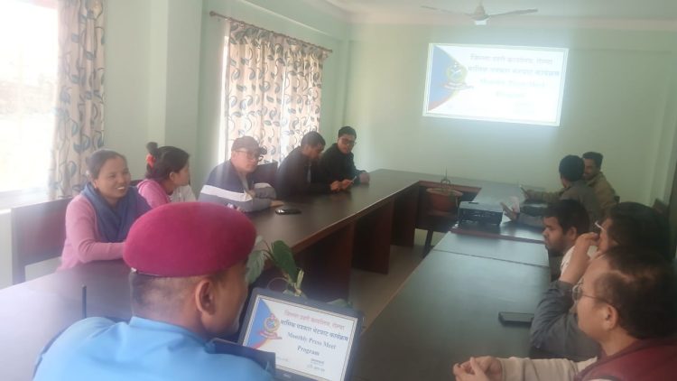 रोल्पामा मासिक पत्रकार भेटघाट: १९ मुद्दा दर्ता, ९७ हजार राजश्व संकलन