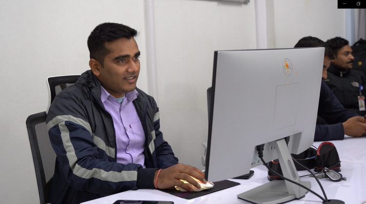निलम्बित मेयर राजेशमान सिंहको किर्ते नागरिकताको खुलासा गरेका पत्रकार जियालाल साहलाई लगाएको चारवटै झुटो मुद्दाबाट जिल्ला अदालतले दिए सफाइ